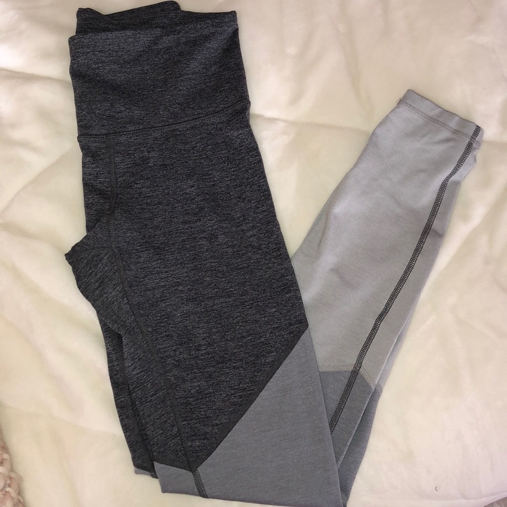 Old Navy Active Leggings